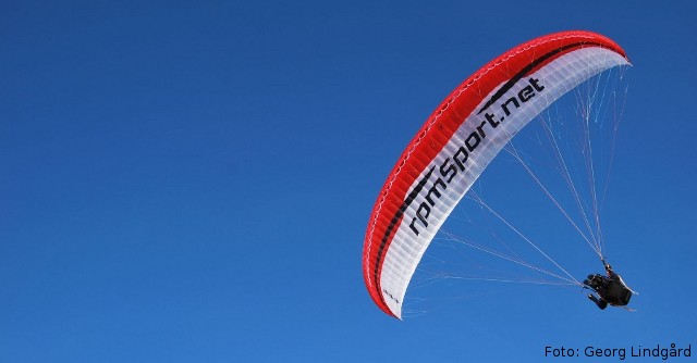 Team 5 Red Logo